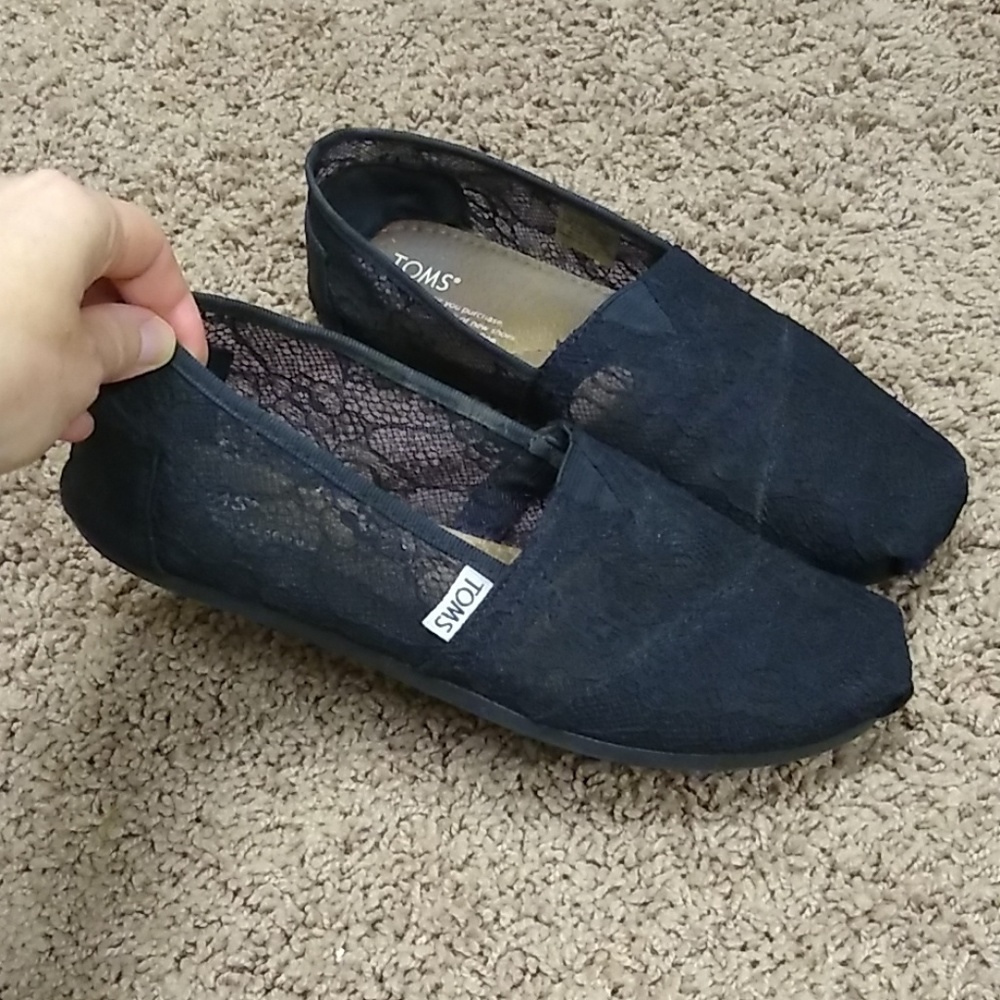 Tom's Shoes-Women's 7